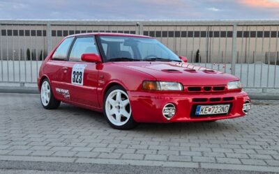 Mazda 323