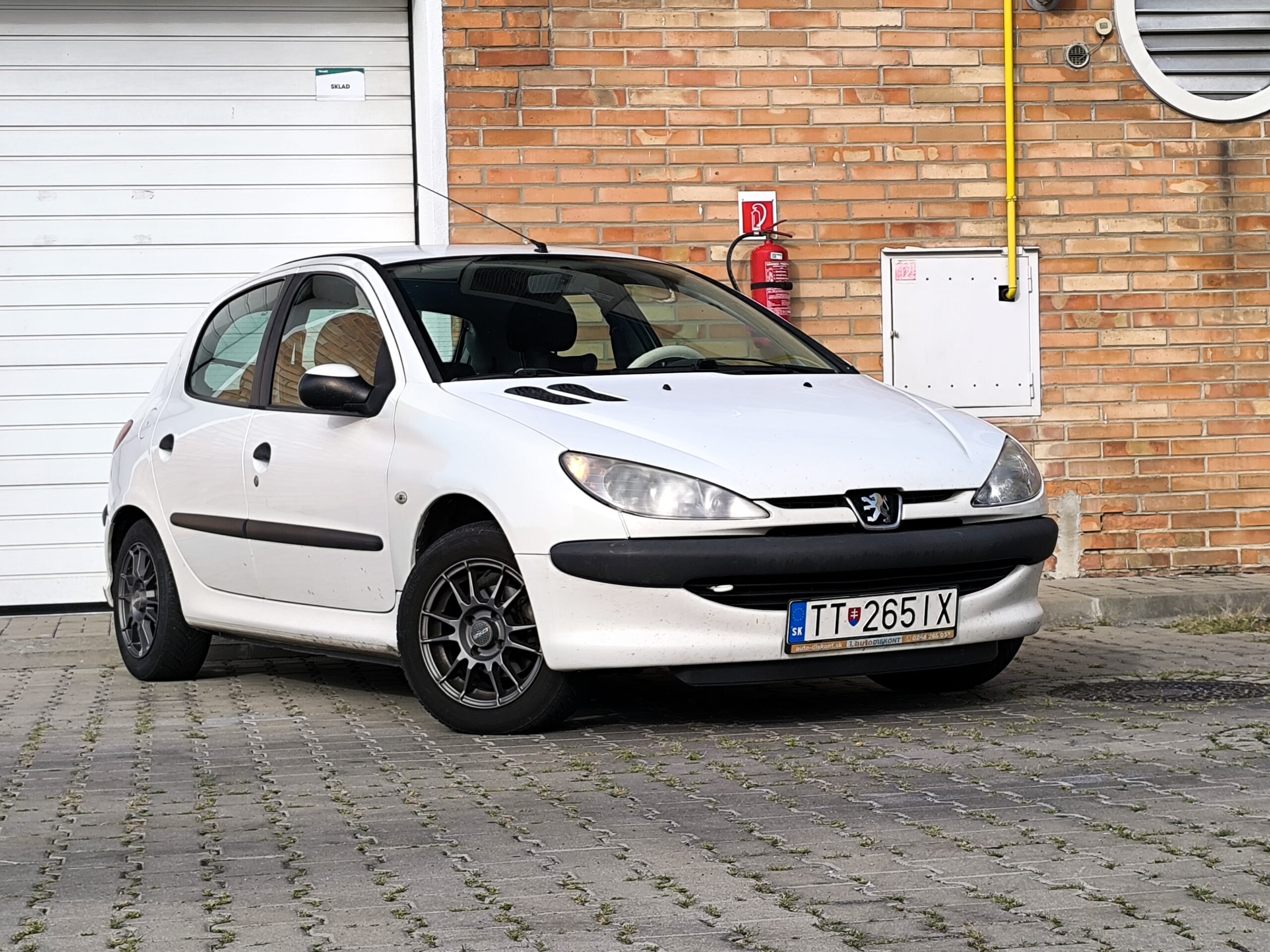 Peugeot 206 _ 1.4i + LPG