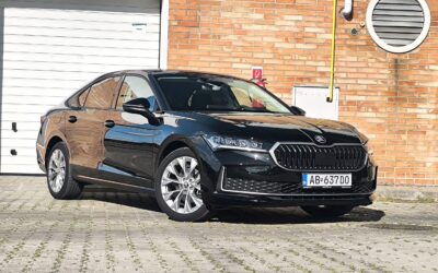 Škoda Superb IV 2.0 TDi DSG_ 40 000 km